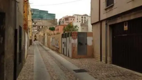 Terreno en calle de la Zapatería, 16