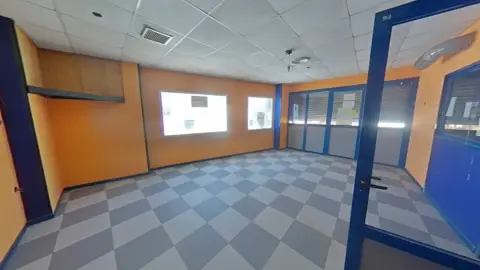 Local comercial en Avenida de la Paz