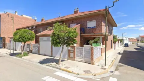 Casa adosada en Avenida de Colón