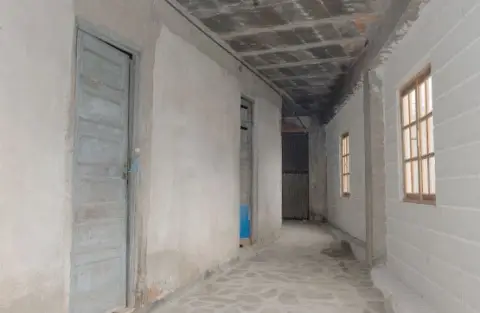 Casa adosada en calle Cantalarrana