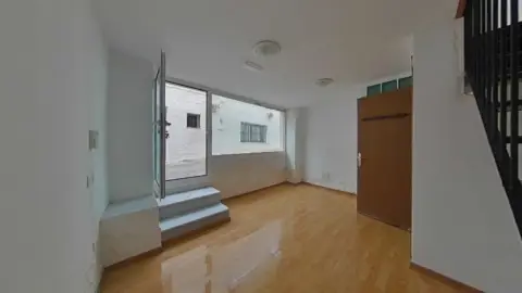 Local comercial en calle de la Glorieta