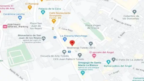 Piso en calle de los Reyes Católicos