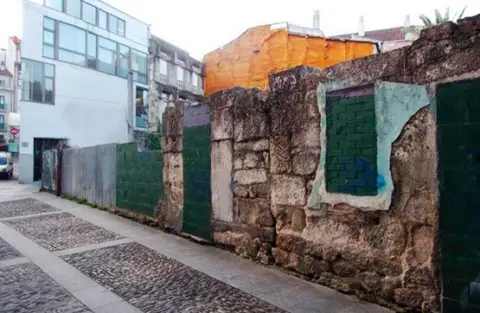 Terreno en calle de Pelayo, 10