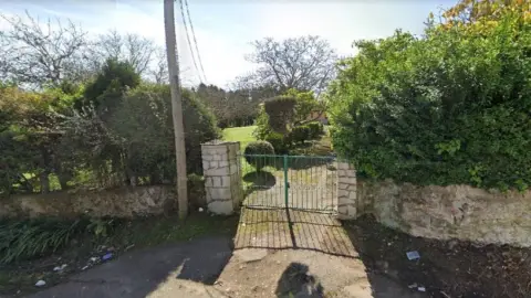 Chalet en calle Santa Ana 17A