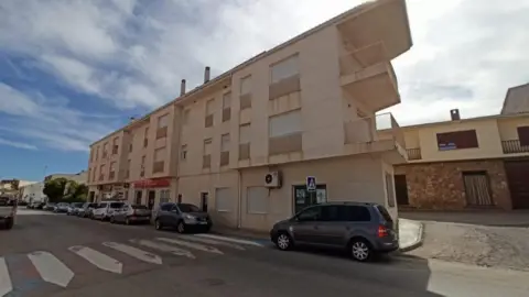 Garaje en calle de Ángela Rosa de Silva
