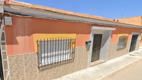Chalet en calle de Emilio Bolea