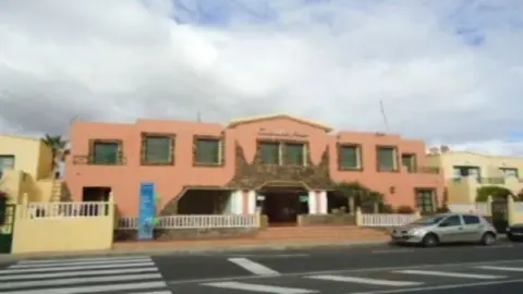 Local comercial en Avenida Maestro Juan Cabrera Cabrera