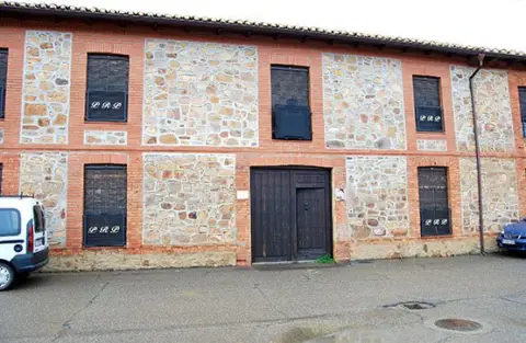 Edificio en Plaza Iglesia