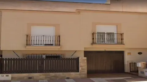 Casa adosada en calle del Mar Caspio