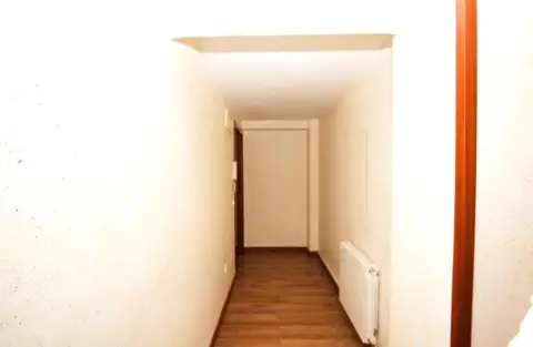 Piso en Avenida Columna Sagardia