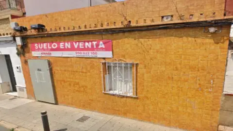 Terreno en calle Cabezas Rubias