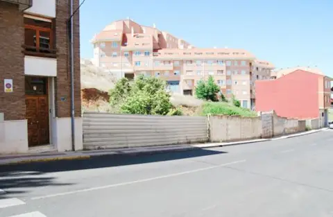 Terreno en Avenida de Sor Asunción Romo