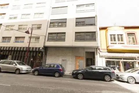Office in Avenida de Marcelino Suárez, 20