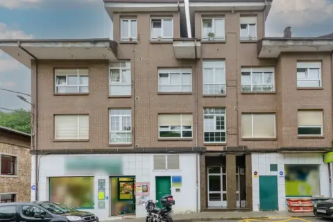 Piso en calle C- Monsacro