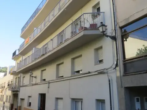 Piso en calle C- Borell