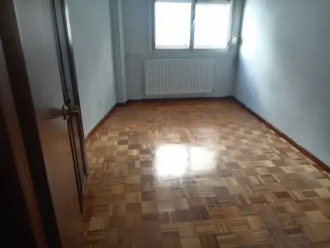 Piso en calle C- Abejeras