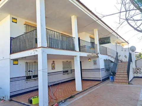 Dúplex en calle C- Boliche