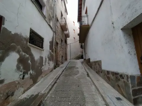 Chalet adosado en calle CL General Manso