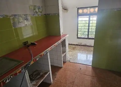 Piso en calle C- Maestro Eloy Viro