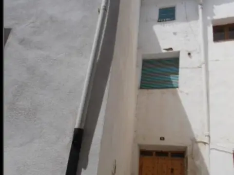 Chalet adosado en calle C- Hospital