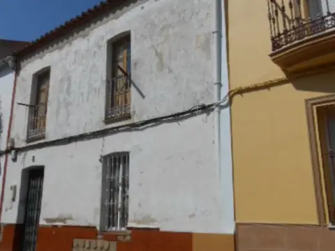 Piso en calle C- Calvario