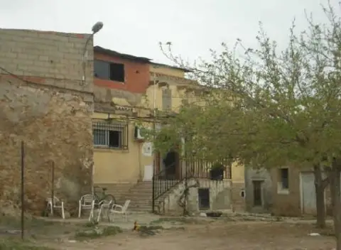 Chalet en calle C- Montroy