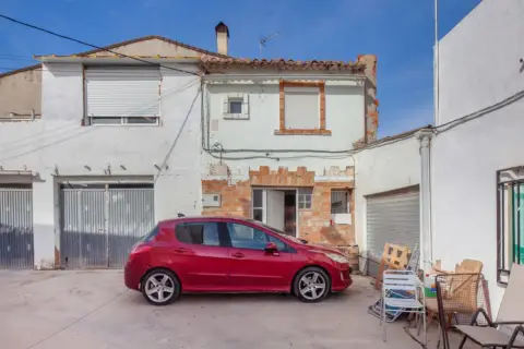 Casa en calle C- Continuación de La de Chelva