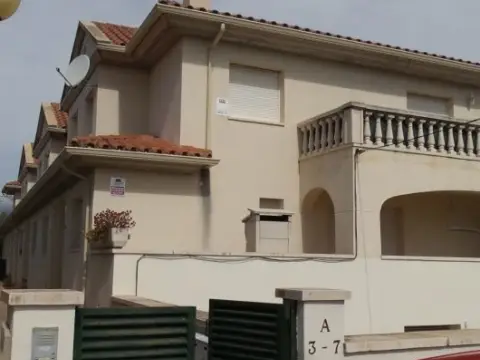 Chalet en calle C- Priorat del 3 N2-