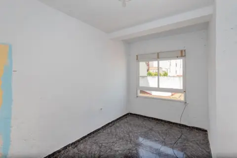 Piso en calle C- Pielago