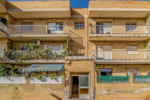 Piso en calle C- Saavedra Fajardo