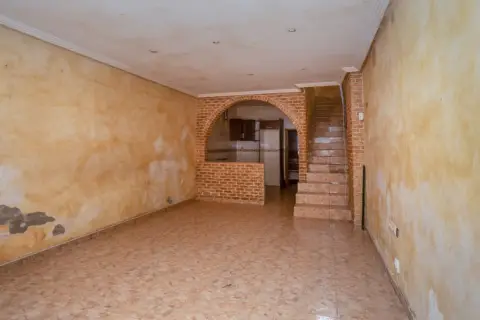 Casa en calle C- Goleta