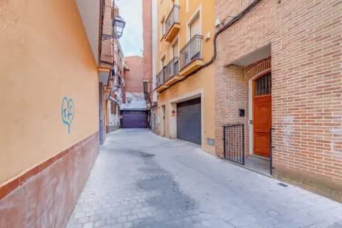 Piso en calle C- San Miguel