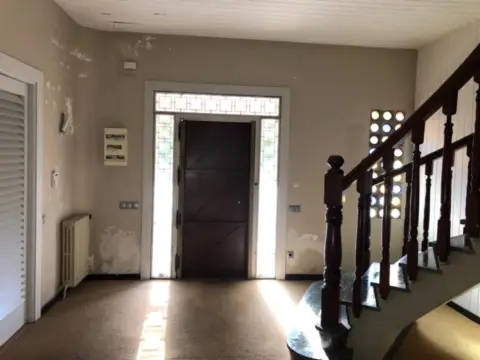 Casa en calle C- Mayoles