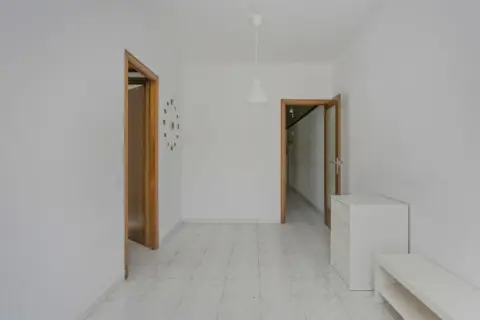 Piso en calle C- Terra Baixa