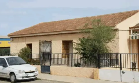Casa en calle C- Camino de los Gegarras