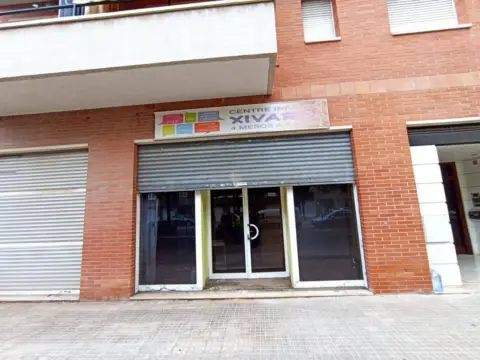 Local comercial en calle C- Tres Torres