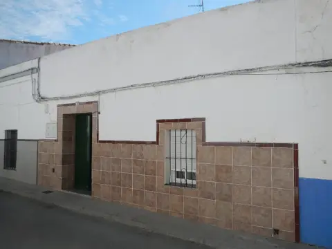 Casa en calle C- Garrotera
