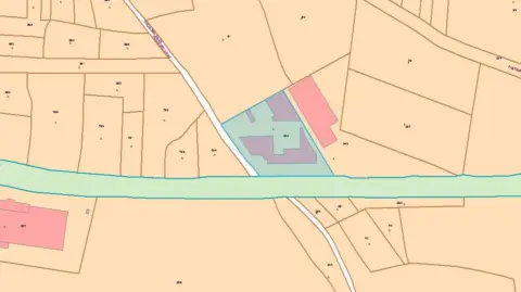 Terreno en calle Pol  17