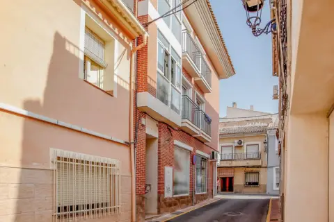 Piso en calle C- Mula Esq C- Mayor