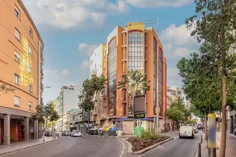 Local comercial en calle C- Ferreras