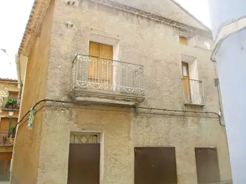 Casa en calle C- Sabonería