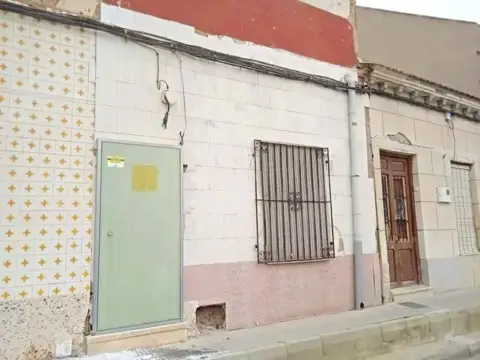 Casa en calle C- Estanco