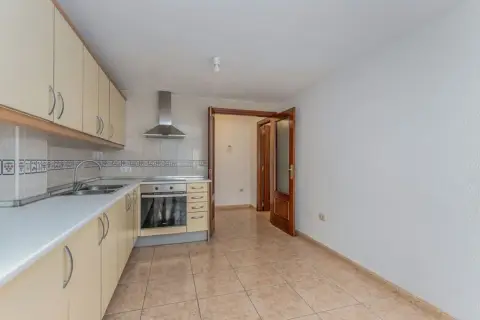 Piso en calle Urb los Abrigos