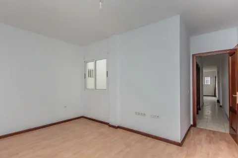 Piso en calle C- Agustín Espinosa