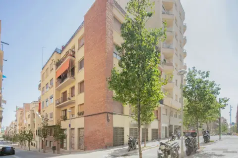 Piso en calle C- Ventallo