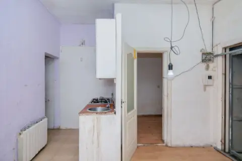 Piso en calle C- Ventallo