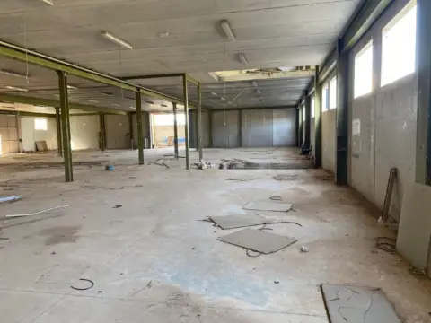 Nave industrial en calle Pol Ind los Romerales