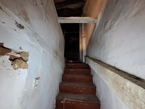 Casa en calle de la Baja