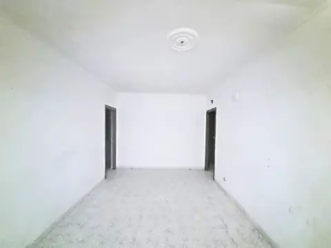 Piso en calle Mertolas