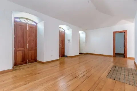 Chalet adosado en calle C- Real